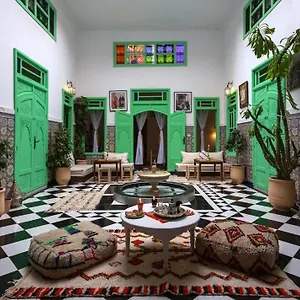 Rose Meryam Riad